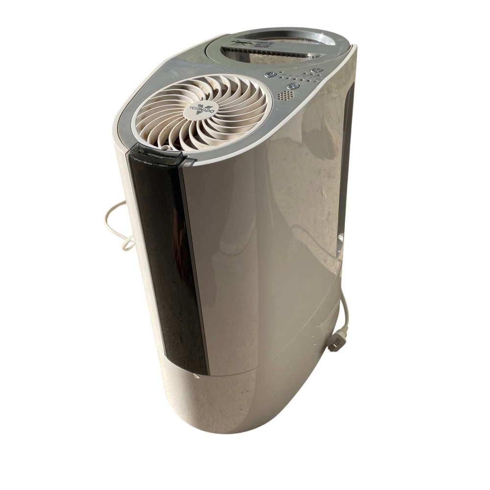 Vornado UH100 Ultrasonic Humidifier White Portable Air Moisture‎